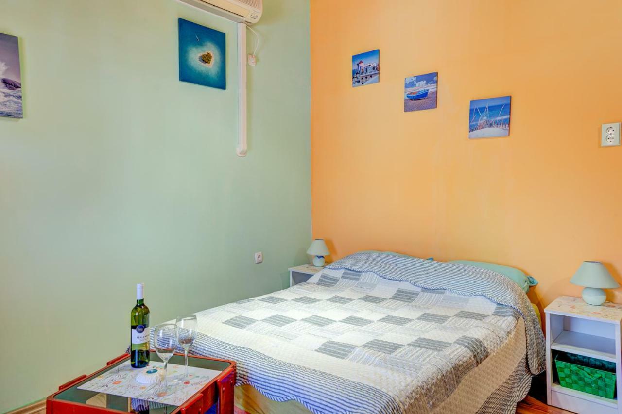 Apartment In Center Пула Екстер'єр фото